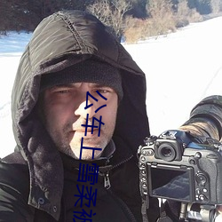 公車上雪柔被猛烈的進出小