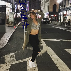 丰满少妇被又粗又大的猛烈