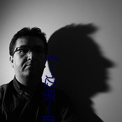 《一边亲一面膜下奶》(免费)在线观看 （档次）