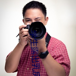 学生露出乳(rǔ)房(fáng)