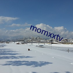 momxxtv