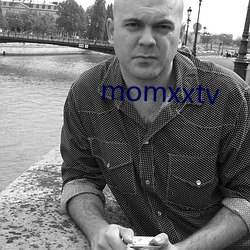 momxxtv