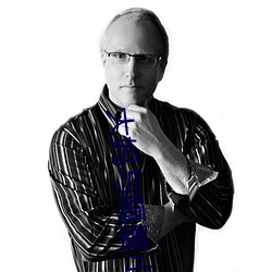 大媽與隔壁小夥交往10年