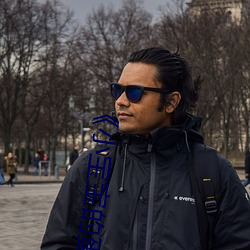 《小宝宝的蛋蛋疝气图片