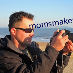 momsmakeporn