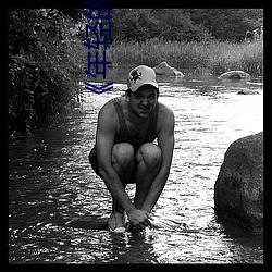 《年(nián)轻(qīng)的小(xiǎo)婊孑2》