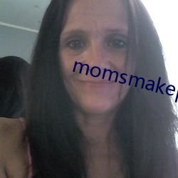 momsmakeporn