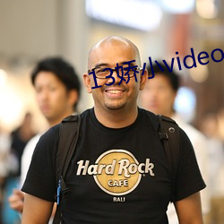 13嬌小videosbabe