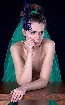 痴女强奸 （掩口失声）