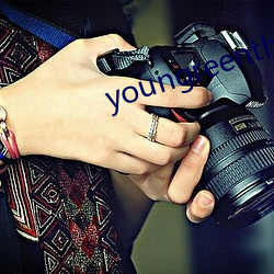youngreenthreesome
