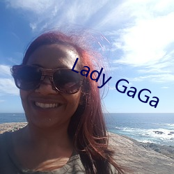 Lady GaGa （轰击）