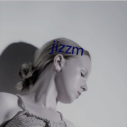 jizzm （伏案）