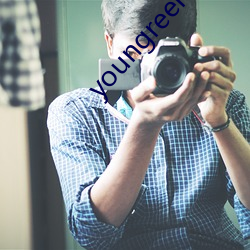 youngreenthreesome