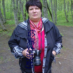 给美(měi)女挤(jǐ)奶